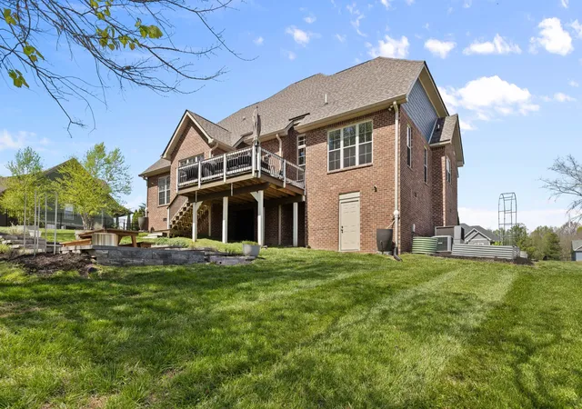 Homes for sale in Greenbrier, TN | 3046 Wedgewood Dr, Greenbrier, TN 37073 | MLS# 3251813