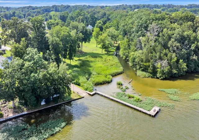 3rd image of 36 W Blue Heron Dr, Killen, AL 35645 | MLS# 3251779