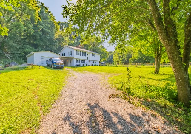 Homes for sale in Fayetteville, TN | 839 Old Elkton Pike, Fayetteville, TN 37334 | MLS# 3251793