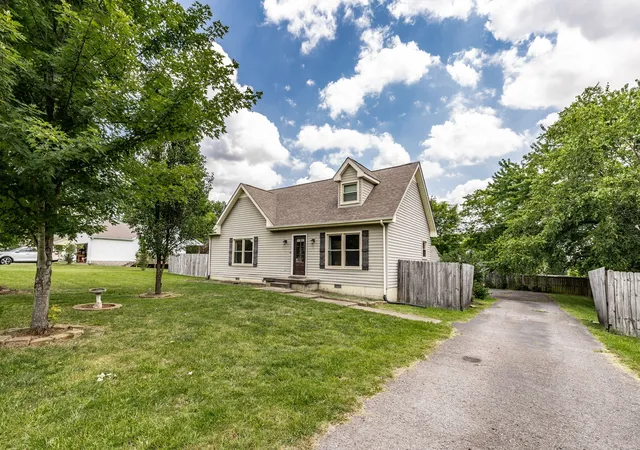 Homes for sale in Greenbrier, TN | 4803 Church St, Greenbrier, TN 37073 | MLS# 3253538