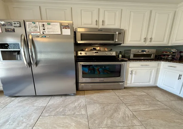 Photo 2 of Townhouse for sale at 9126 Sawyer Brown Rd, Nashville, TN 37221 | MLS# 3255526 | Listing updated on 2026-08-20