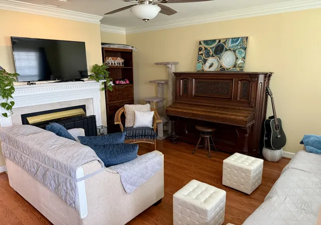 Photo 3 of Townhouse for sale at 9126 Sawyer Brown Rd, Nashville, TN 37221 | MLS# 3255526 | Listing updated on 2026-08-20