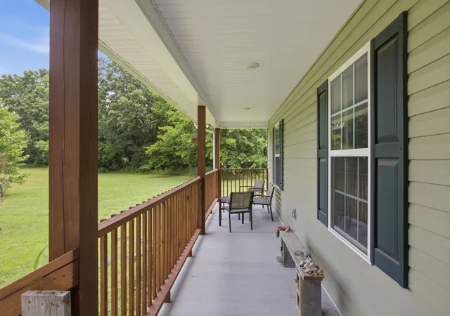 Homes for sale in Nunnelly, TN | 8252 Pinewood Rd, Nunnelly, TN 37137 | MLS# 3251973
