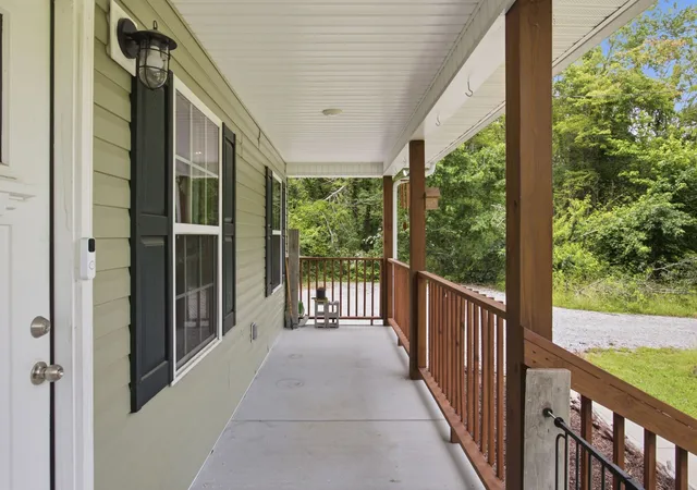 Homes for sale in Nunnelly, TN | 8252 Pinewood Rd, Nunnelly, TN 37137 | MLS# 3251973