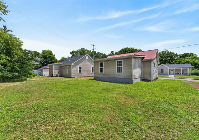 Homes for sale in Clarksville, TN | 624 Elder St, Clarksville, TN 37040 | MLS# 3256632