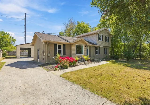 Photo 1 of Single family home for sale at 116 Orchard Valley Rd, Hendersonville, TN 37075 | MLS# 3255538 | Listing updated on 2026-09-30