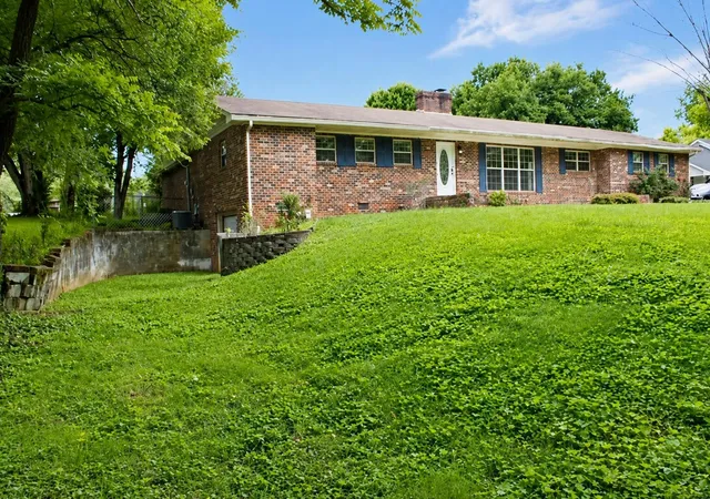 3rd image of 814 Cedar Springs Road, Athens, TN 37303 | MLS# 3251947