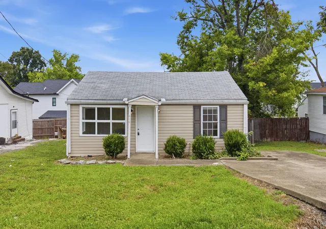 Homes for sale in Nashville, TN | 414 Mciver St, Nashville, TN 37211 | MLS# 3251967