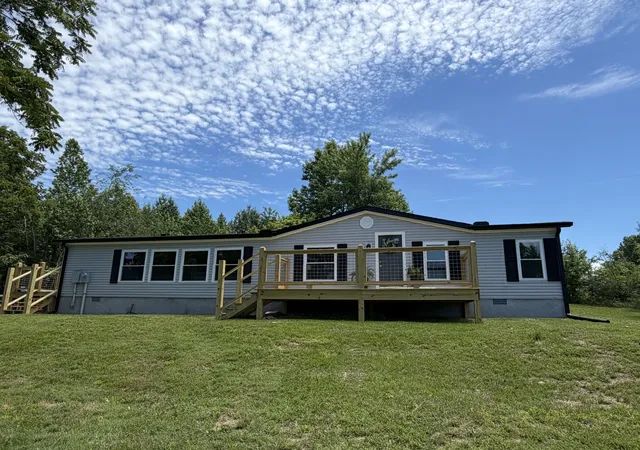 Homes for sale in Bethpage, TN | 1624 Rock Bridge Rd, Bethpage, TN 37022 | MLS# 3254894
