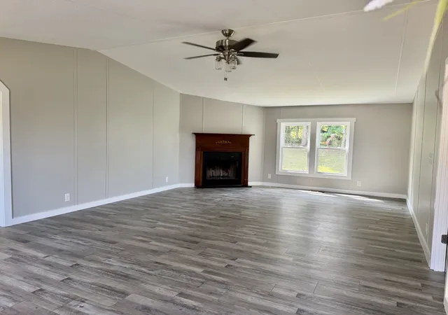 3rd image of 1624 Rock Bridge Rd, Bethpage, TN 37022 | MLS# 3254894