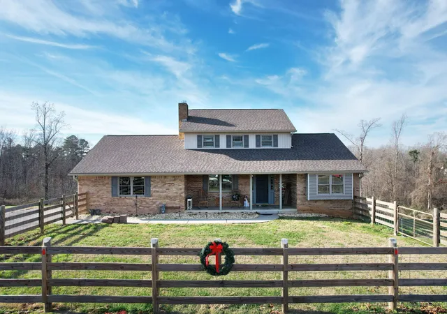 Photo 1 of Single family home for sale at 483 Minnis Rd Ne, Cleveland, TN 37323 | MLS# 3251971 | Listing updated on 2026-08-13