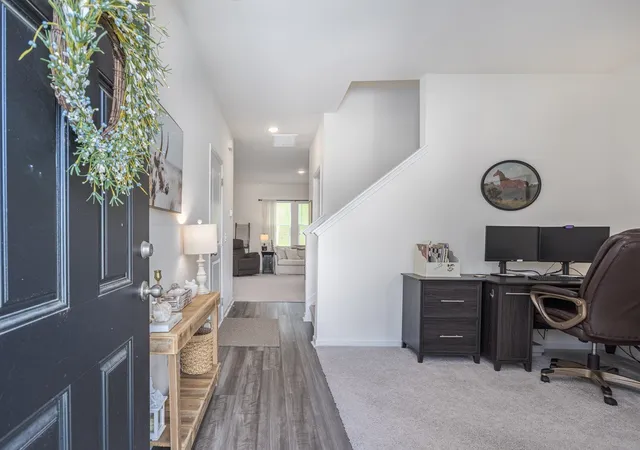 Photo 3 of Single family home for sale at 2122 Youngfellow Dr, Columbia, TN 38401 | MLS# 3262133 | Listing updated on 2026-08-30
