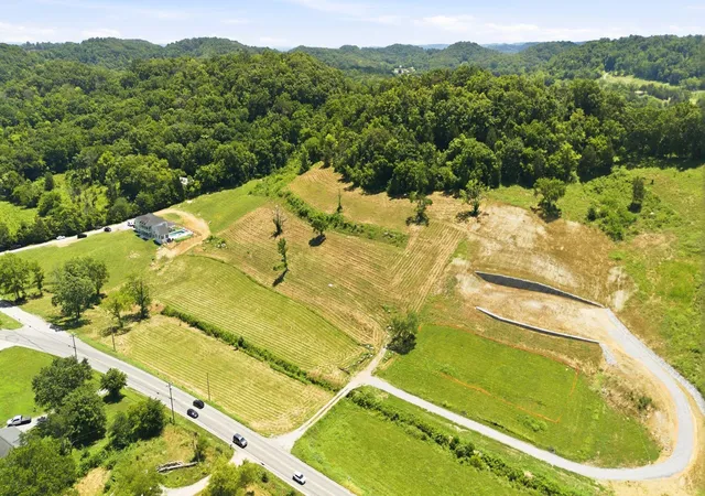 5th image of 1952 Carters Creek Pike, Franklin, TN 37064 | MLS# 3252002