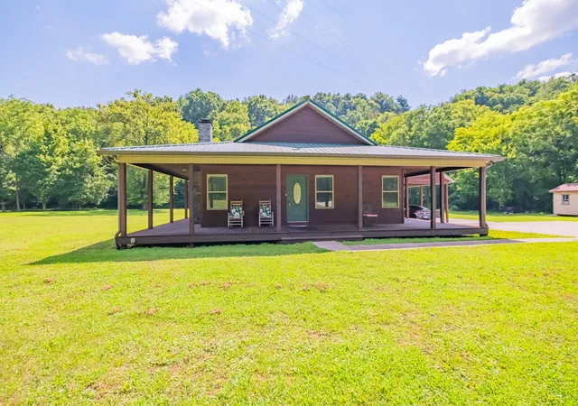 Homes for sale in Tullahoma, TN | 378 Bobo Hollow Rd, Tullahoma, TN 37388 | MLS# 3255901