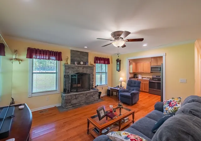 Homes for sale in Tullahoma, TN | 378 Bobo Hollow Rd, Tullahoma, TN 37388 | MLS# 3255901