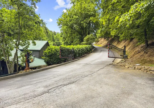 4th image of 135 Wild Heron Way, Sevierville, TN 37862 | MLS# 3307508