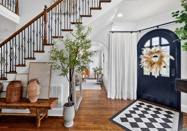 Photo 2 of Single family home for sale at 1060 Natchez Valley Ln, Franklin, TN 37064 | MLS# 3252029 | Listing updated on 2026-07-27