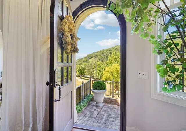 Photo 3 of Single family home for sale at 1060 Natchez Valley Ln, Franklin, TN 37064 | MLS# 3252029 | Listing updated on 2026-07-27