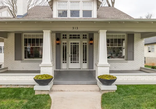 Photo 2 of Sale Pending at 313 W 6th St, Columbia, TN 38401 | MLS# 3523677 | Listing updated on 2026-09-07