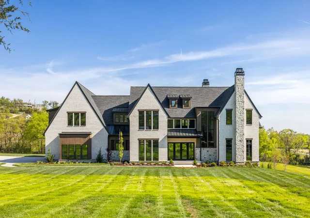 Photo 1 of Mansion for sale at 1862 Pleasant Hl Rd, Franklin, TN 37067 | MLS# 3254758 | Listing updated on 2026-08-20