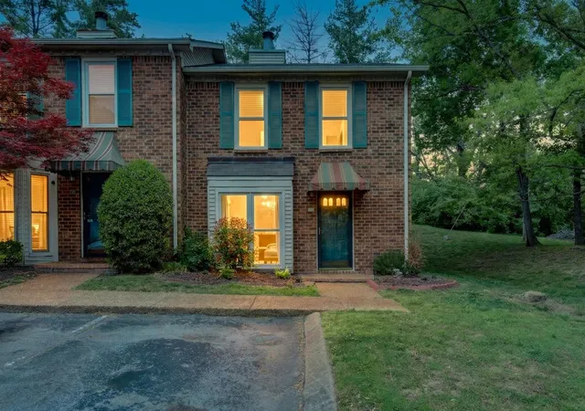 3rd image of 528 Williamsburg Dr, Nashville, TN 37214 | MLS# 3253614