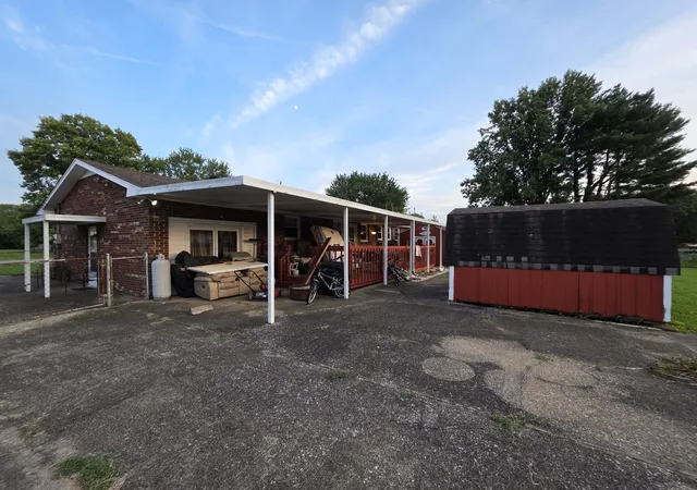 4th image of 2240 Robin Dr, Clarksville, TN 37042 | MLS# 3305538