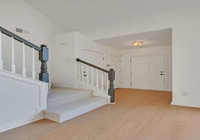 Photo 4 of Single family home for sale at 3704 Portsmouth Ct, Old Hickory, TN 37138 | MLS# 3254694 | Listing updated on 2026-10-01
