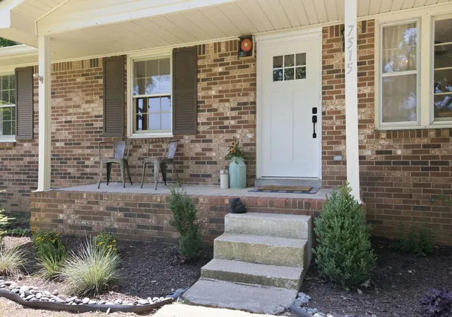 Homes for sale in Fairview, TN | 7515 Horn Tavern Rd, Fairview, TN 37062 | MLS# 3256375