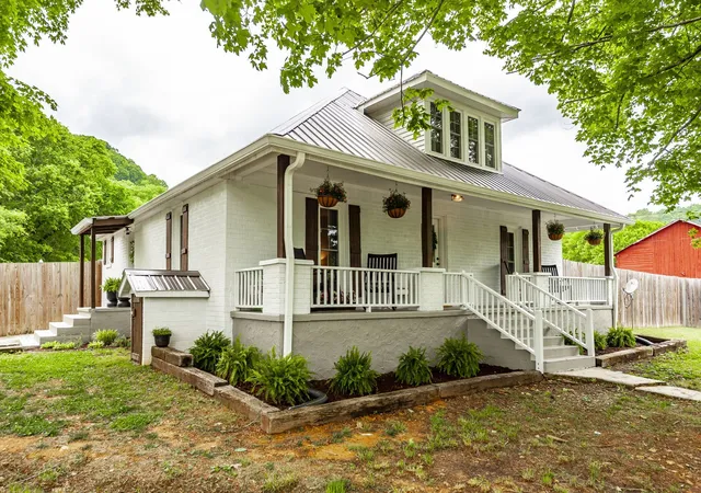 Homes for sale in Carthage, TN | 537 Defeated Creek Hwy, Carthage, TN 37030 | MLS# 3253629