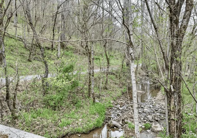 Photo 2 of Single family home for sale at 416 Hix Holw Rd, Gainesboro, TN 38562 | MLS# 3256561 | Listing updated on 2026-09-02