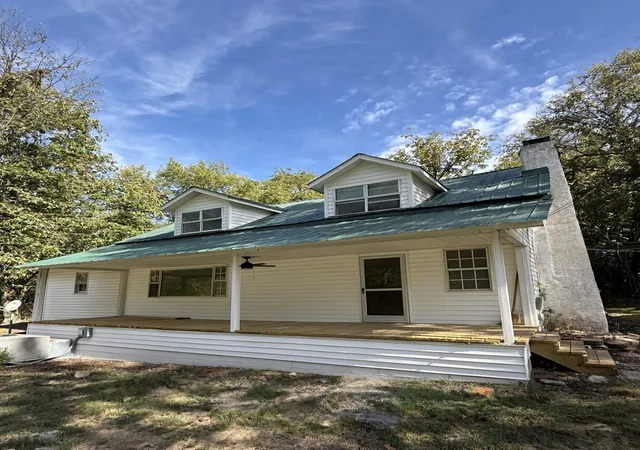 Photo 4 of Sale Pending at 416 Hix Holw Rd, Gainesboro, TN 38562 | MLS# 3256561 | Listing updated on 2026-10-30