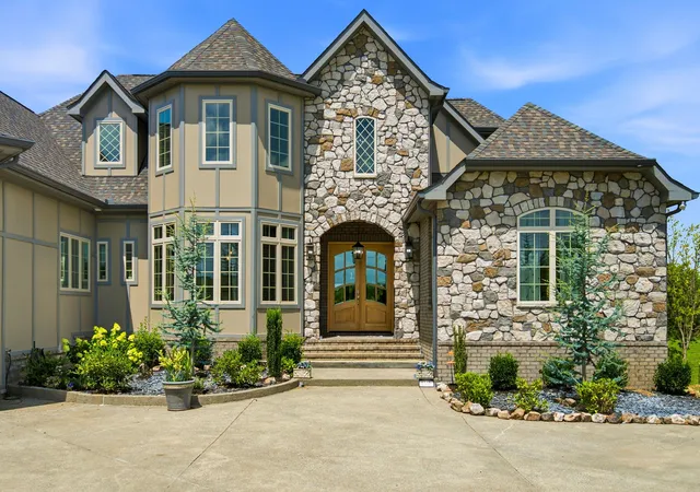 3rd image of 4940 Albert Fentress Rd, Greenbrier, TN 37073 | MLS# 3259876