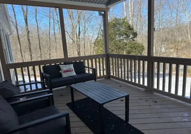 Homes for sale in Dickson, TN | 2040 Turkey Creek Rd, Dickson, TN 37055 | MLS# 3260393