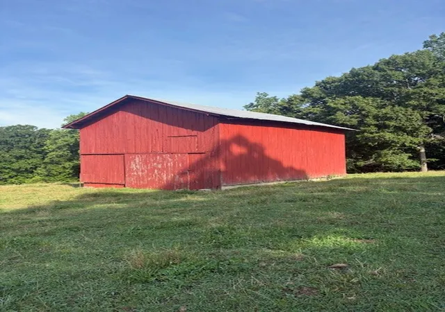 Homes for sale in Red Boiling Springs, TN | 815 Gamaliel Rd, Red Boiling Springs, TN 37150 | MLS# 3253426