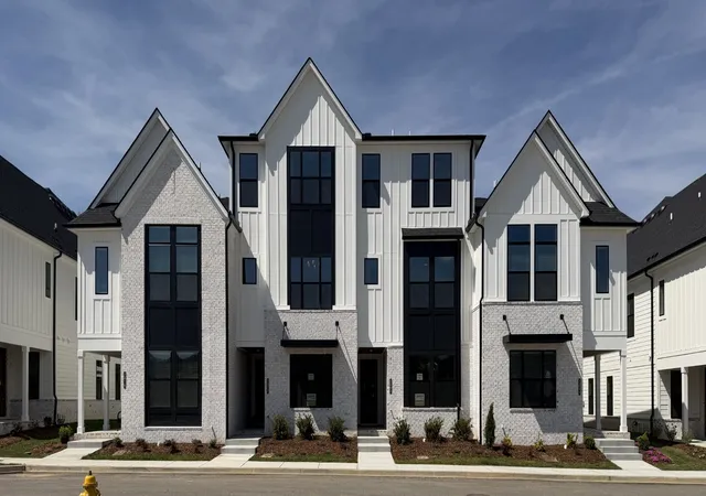 Photo 2 of Sale Pending at 2105 Conductor Ln, Thompsons Station, TN 37179 | MLS# 3255379 | Listing updated on 2026-07-01