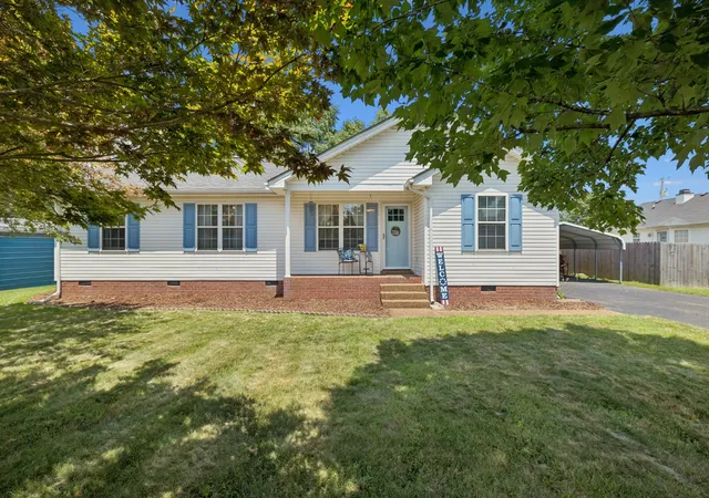 Homes for sale in Portland, TN | 114 Kenwood Dr, Portland, TN 37148 | MLS# 3263348