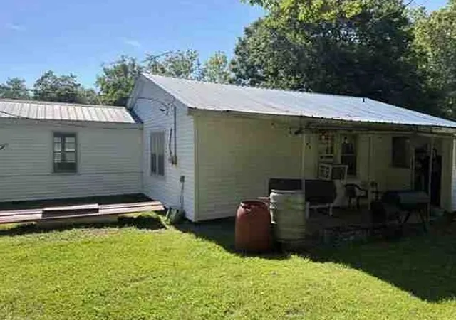 Homes for sale in Lyles, TN | 7117 Old Mill Creek Road, Lyles, TN 37098 | MLS# 3256208