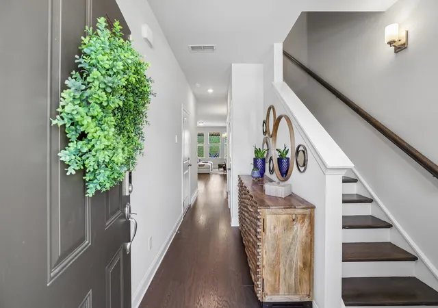 Photo 3 of Townhouse for sale at 280 Netherlands Blvd, Lebanon, TN 37090 | MLS# 3306509 | Listing updated on 2026-08-17