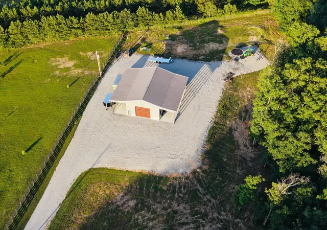 1st image of 27 Davis Lane, Lawrenceburg, TN 38464 | MLS# 3253632
