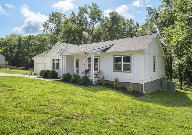 3rd image of 1505 E Piney Rd, Dickson, TN 37055 | MLS# 3256482