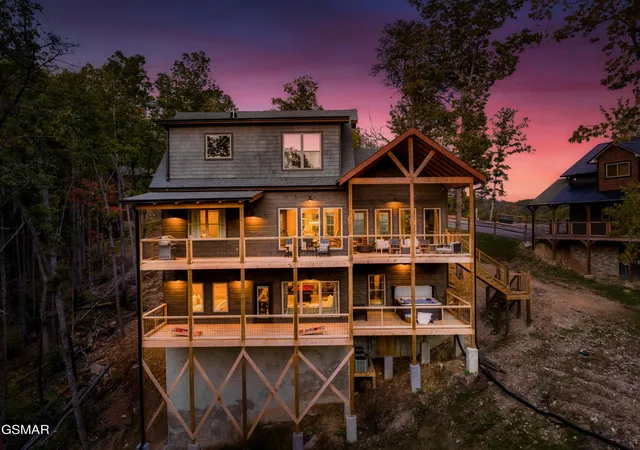3rd image of 2438 Coopers Hawk Way, Sevierville, TN 37862 | MLS# 3305356