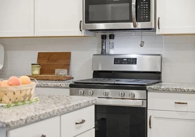 Photo 3 of Single family home for sale at 2027 Moultrie Cir, Franklin, TN 37064 | MLS# 3254906 | Listing updated on 2026-10-12