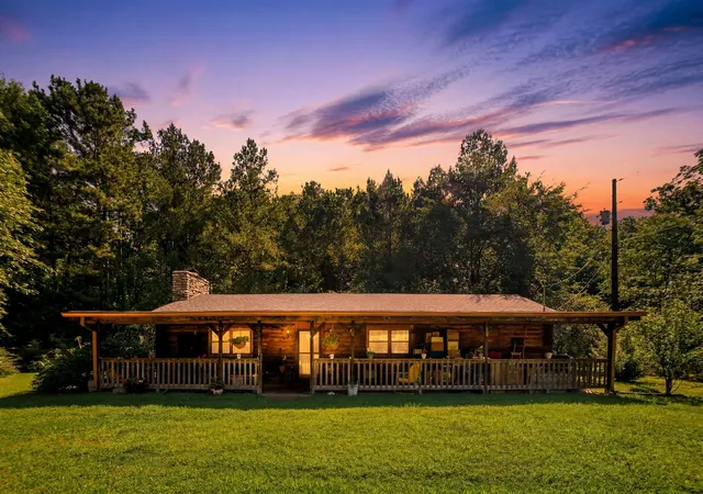 Homes for sale in Camden, TN | 2605 Eva Rd, Camden, TN 38320 | MLS# 3255507