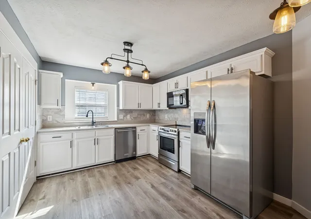 3rd image of 306 Arapaho Dr, Murfreesboro, TN 37128 | MLS# 3269996