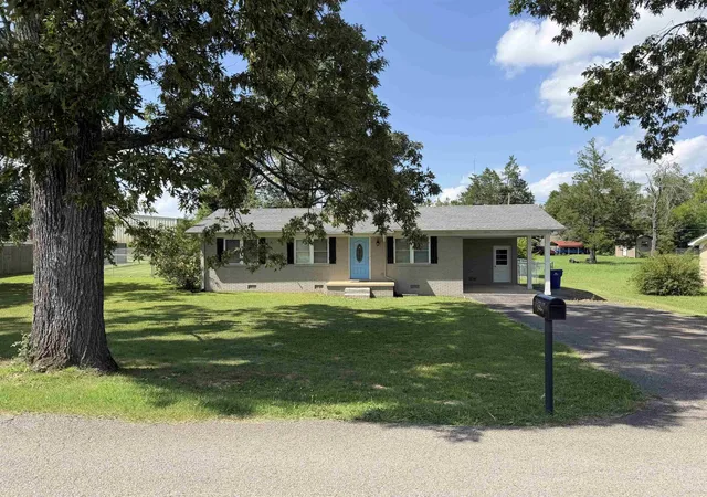 Photo 2 of Single family home for sale at 55 Geans Ln, Savannah, TN 38372 | MLS# 3594430 | Listing updated on 2026-09-21
