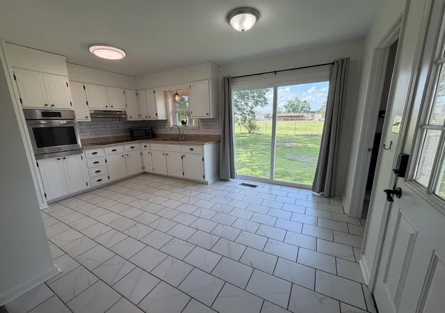 Photo 3 of Single family home for sale at 55 Geans Ln, Savannah, TN 38372 | MLS# 3594430 | Listing updated on 2026-09-21