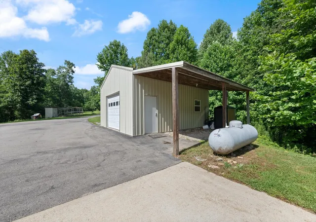 Homes for sale in Hampshire, TN | 226 Walton Rd, Hampshire, TN 38461 | MLS# 3255118