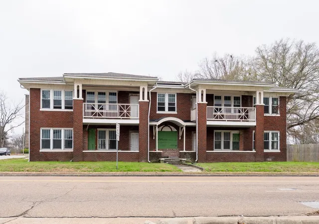 3rd image of 236 Airways Blvd, Jackson, TN 38301