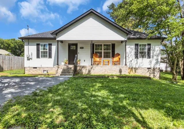 Homes for sale in Shelbyville, TN | 203 Martha St, Shelbyville, TN 37160 | MLS# 3256388