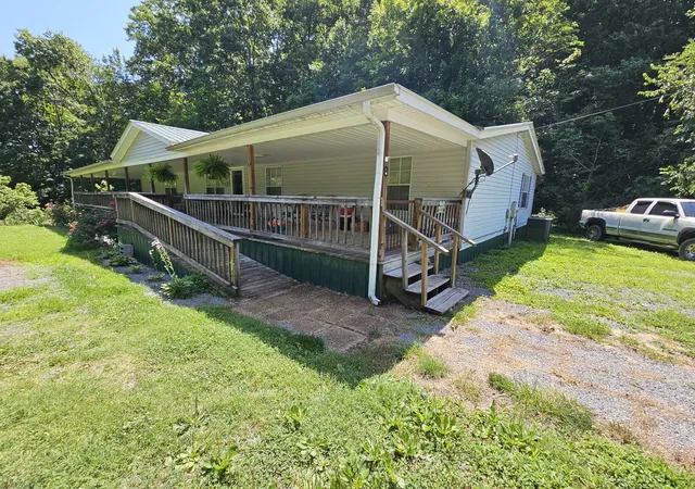 Homes for sale in Whitleyville, TN | 1142 Trace Creek Rd, Whitleyville, TN 38588 | MLS# 3261121